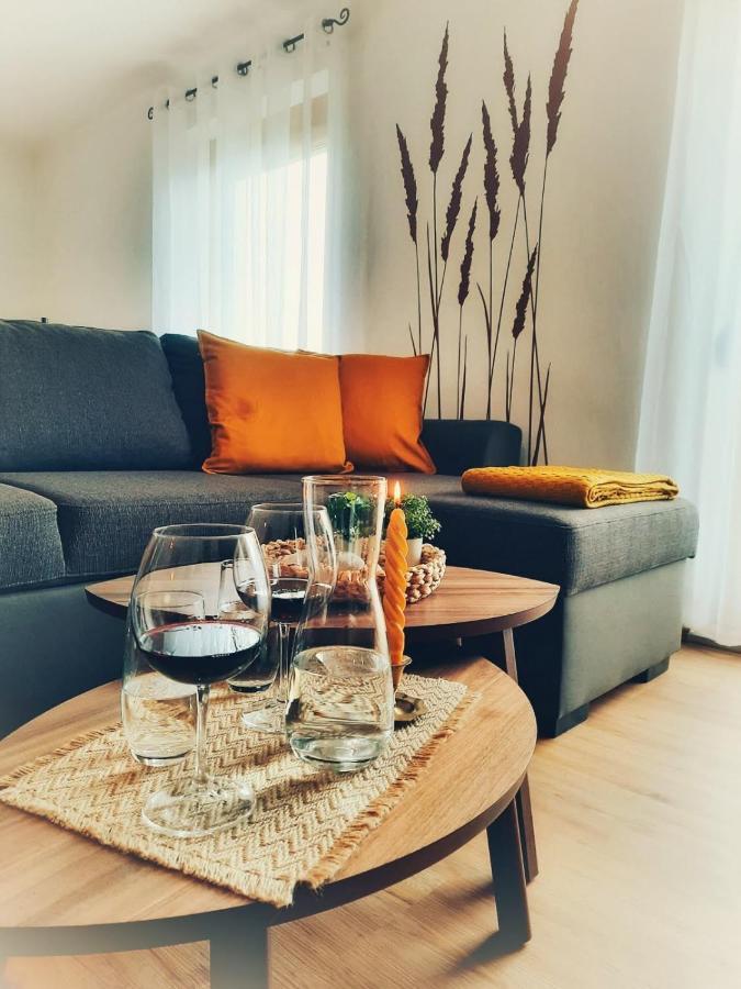 Apartment Fischer Mit Privatstrand Штайндорф-ам-Оссиахер-Зее Экстерьер фото
